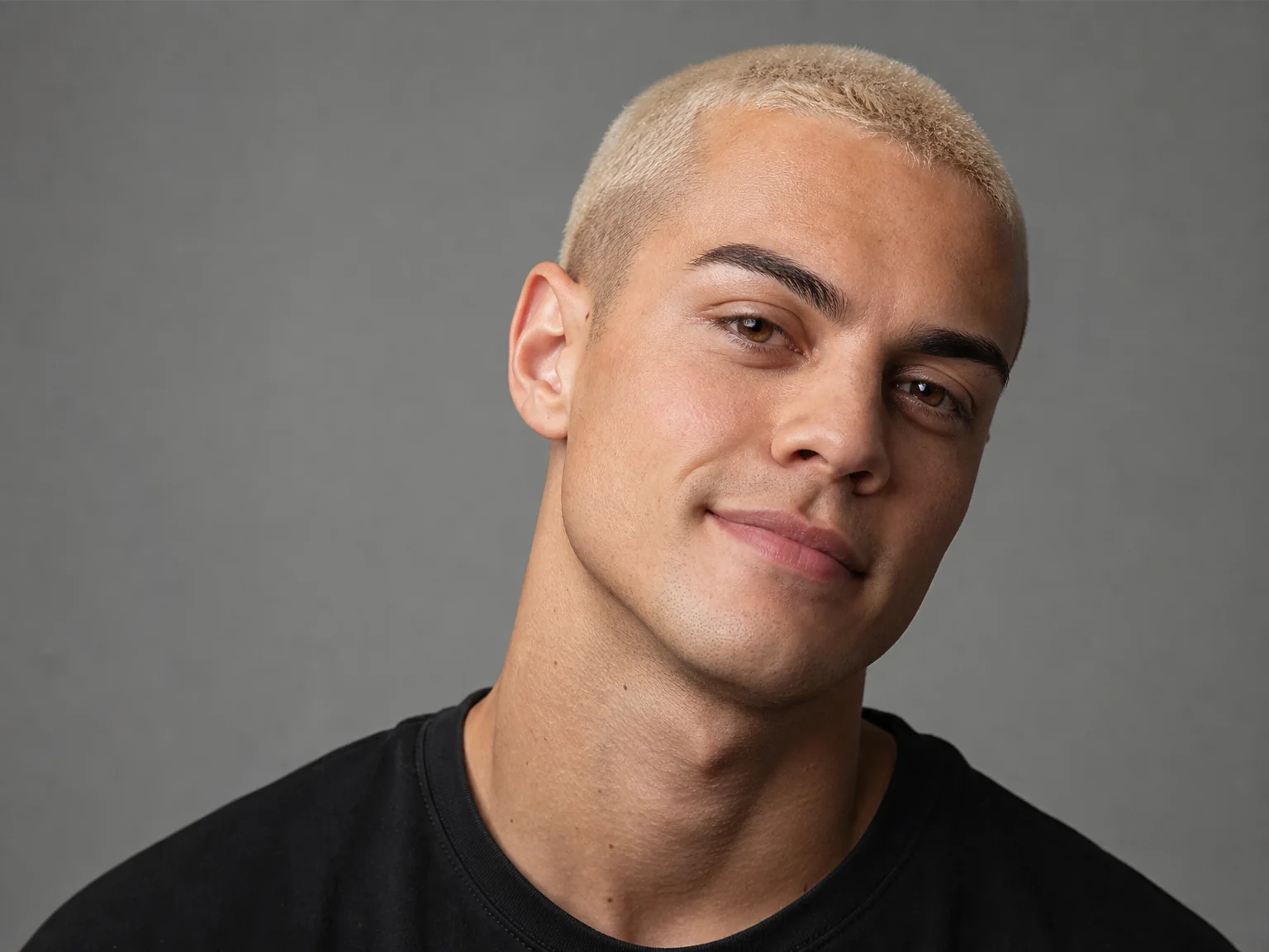 Buzz Cut Platino