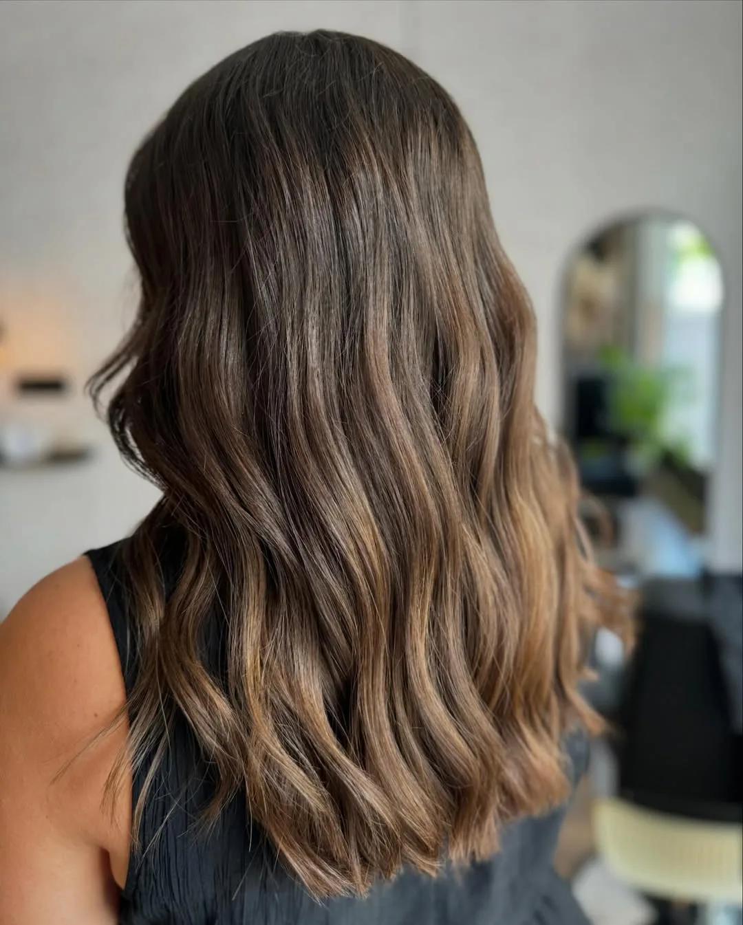 Media melena con capas y ondas
